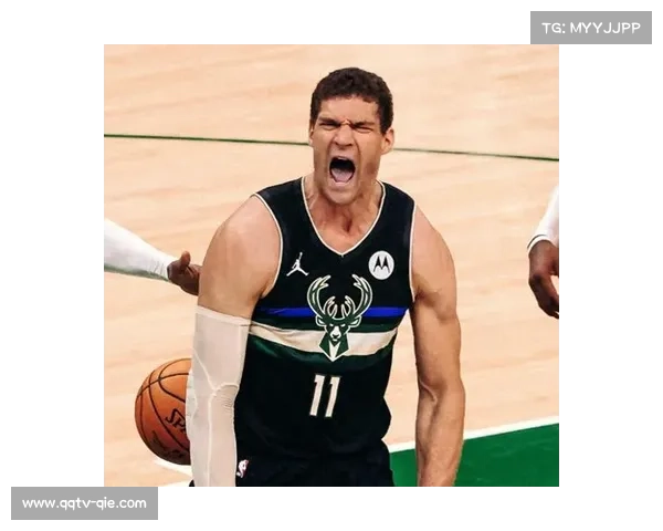 快船以两年1800万签下布鲁克·洛佩兹 补强四号位投射能力